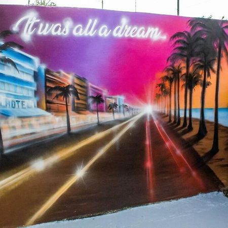 Unique Miami Art Escape W/ Hottub, Arcade & Murals Buitenkant foto