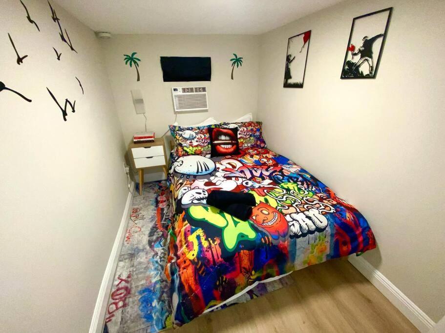 Unique Miami Art Escape W/ Hottub, Arcade & Murals Buitenkant foto
